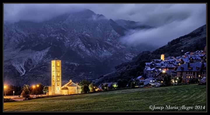 Apartamento con terraza y vistas panorámicas en Taüll Esterno foto